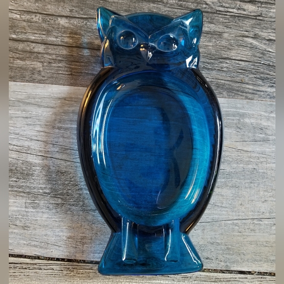 Viking Glass Accents Vintage Viking Glass Owl Ashtray Poshmark